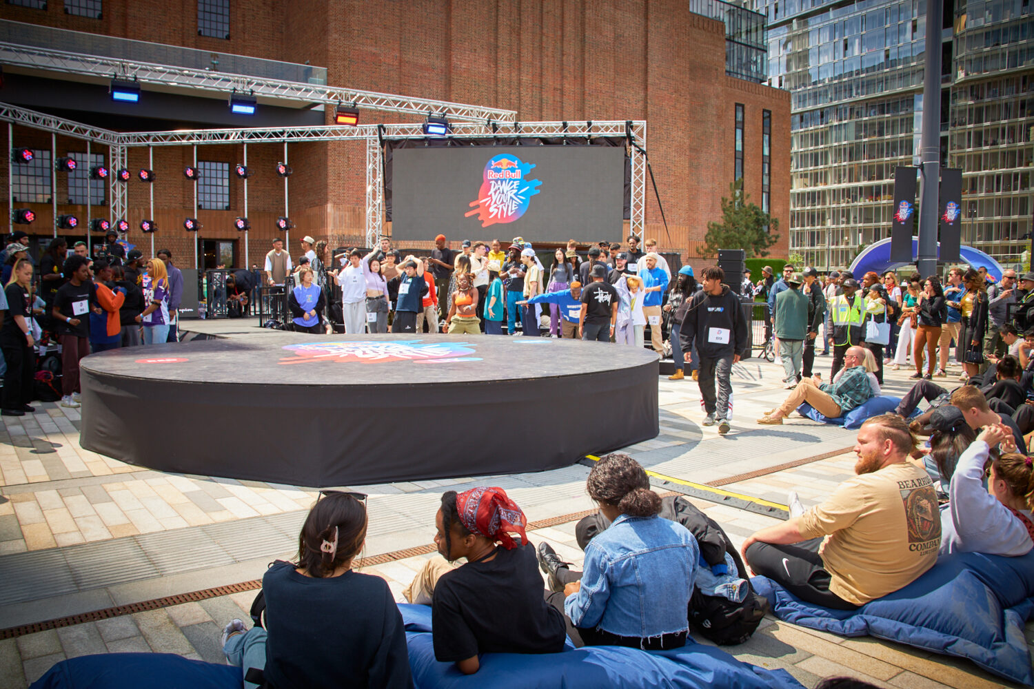 circular stage hire London