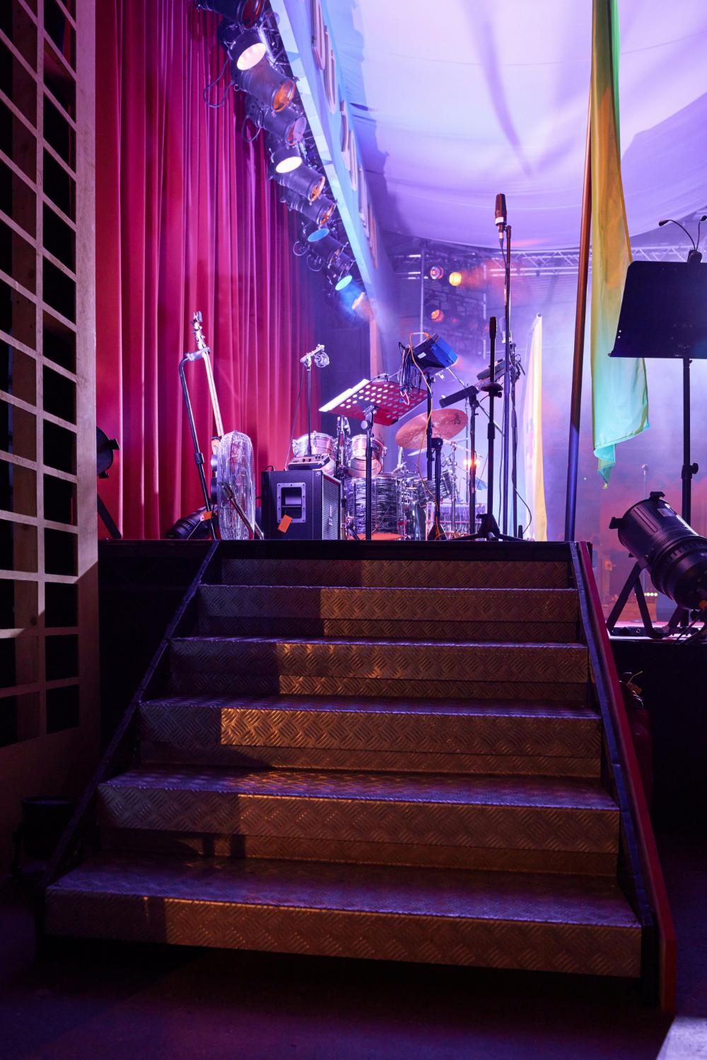 bespoke tiered seating hire London