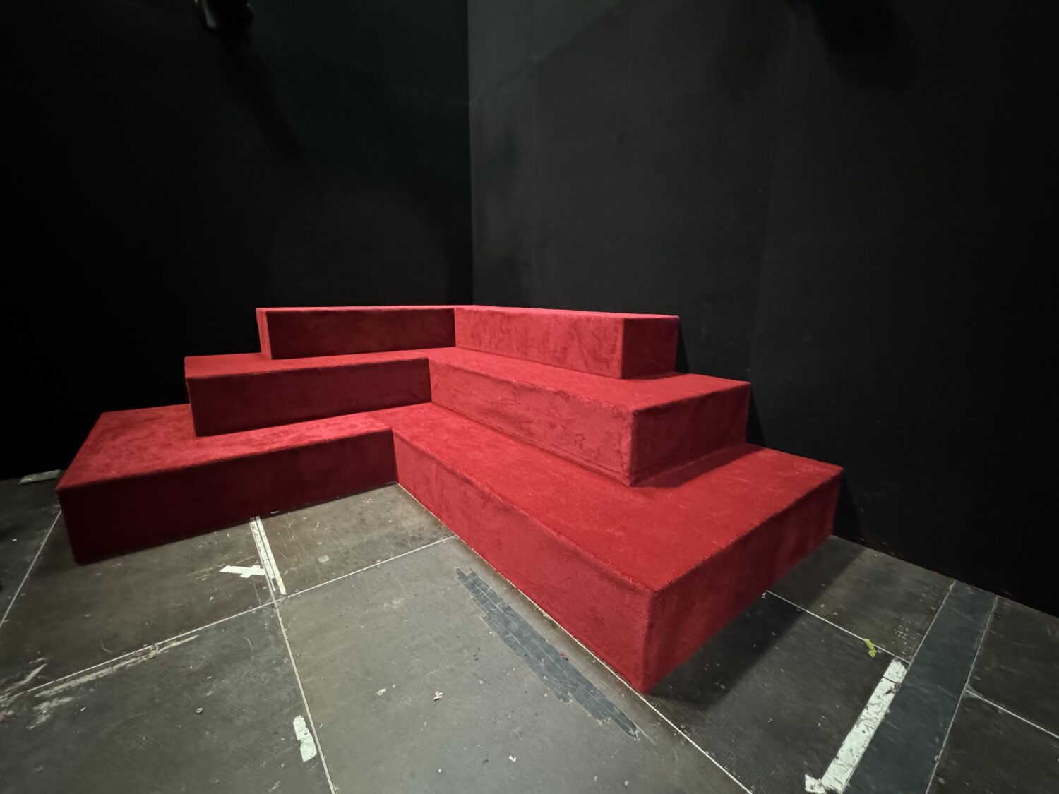 Steeldeck Rentals supports Fashion Show installation at Copper Box Arena