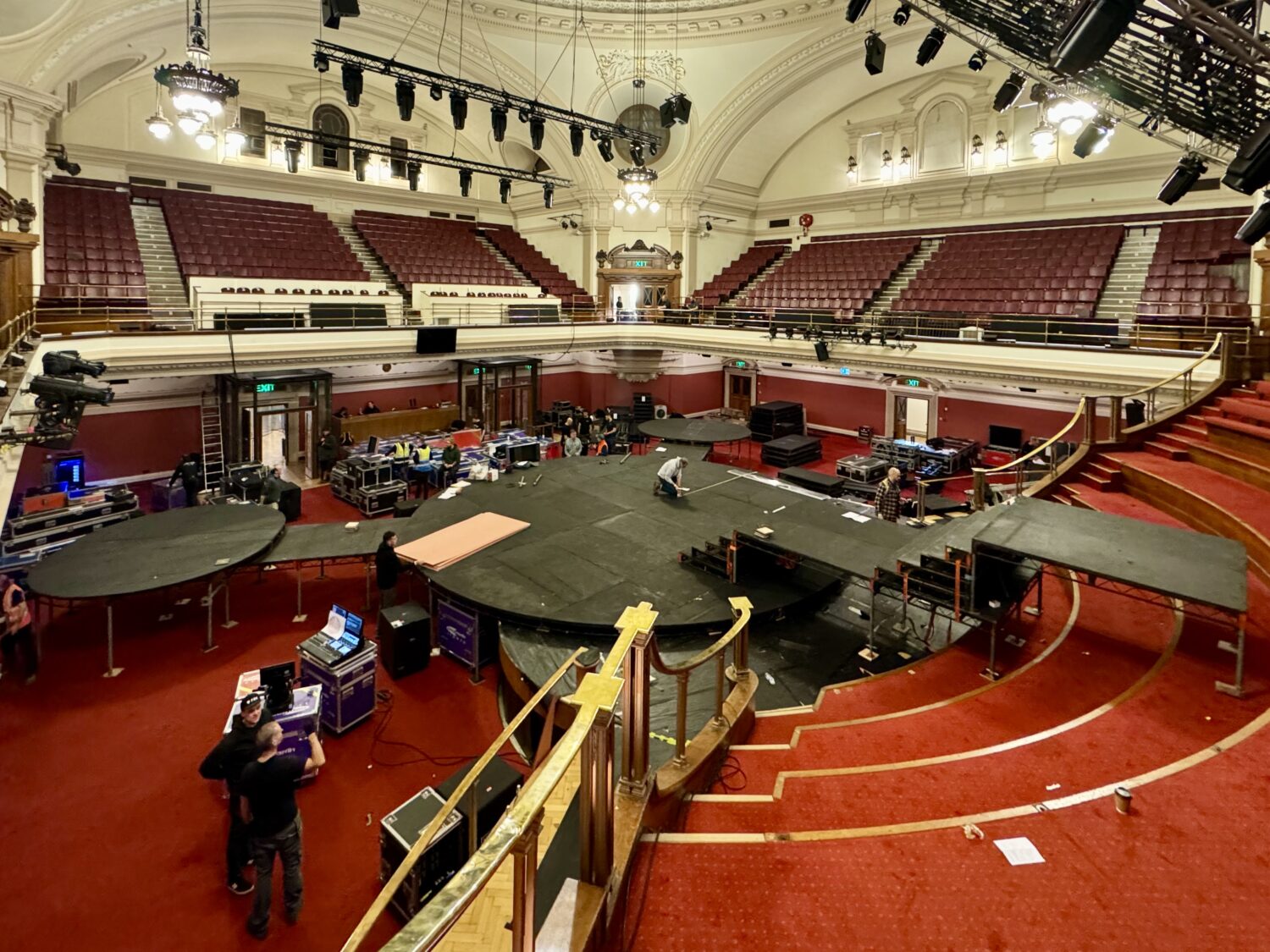 Delivering tailored staging solutions for Katy Perry performance