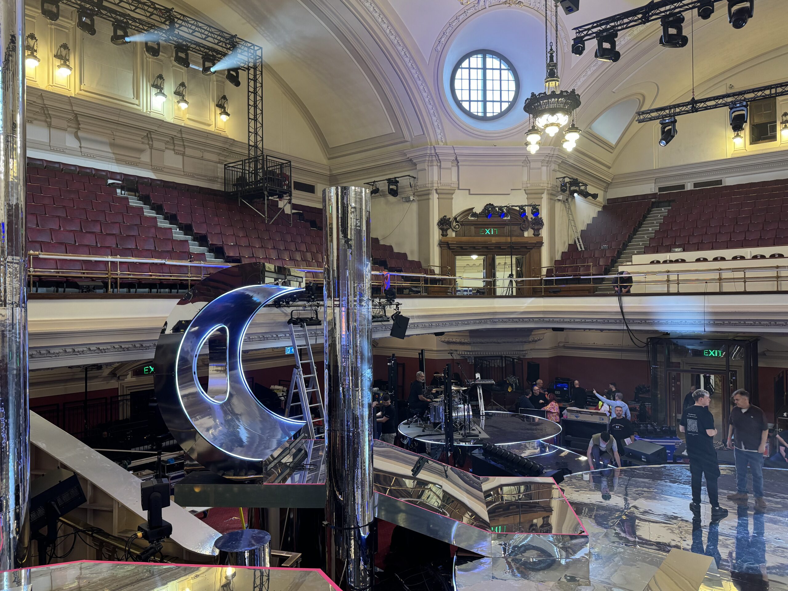 Delivering tailored staging solutions for Katy Perry performance